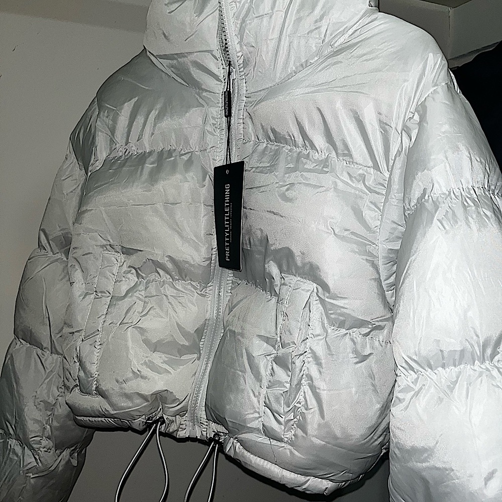 White PLT cropped puffer
